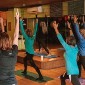 Cours pilates, yoga, muscu, étirements